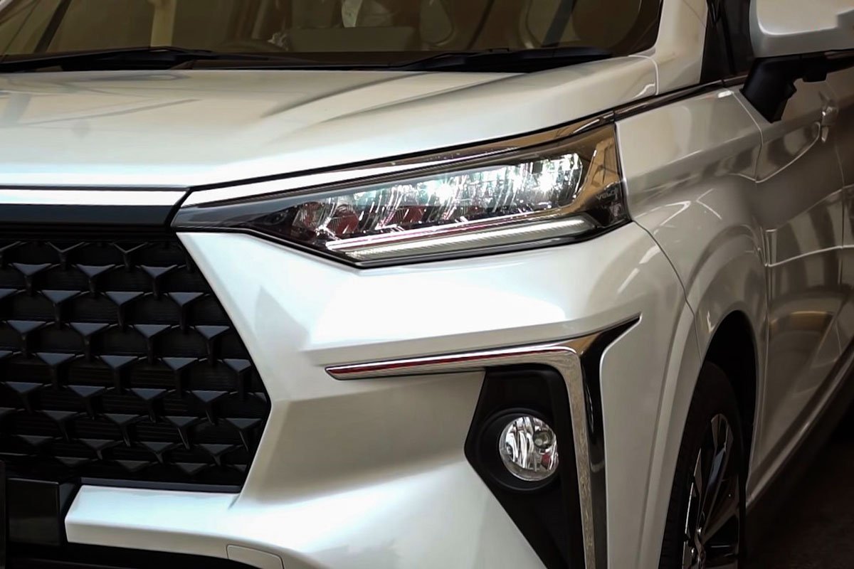 Giá xe Toyota Veloz Cross 2022: giá lăn bánh, khuyến mãi Tháng 12 tại Khánh Hòa